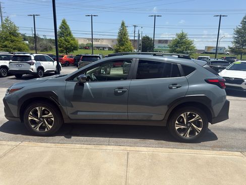 Used 2024 Subaru Crosstrek 2.0i Premium AWD/4WD image 6