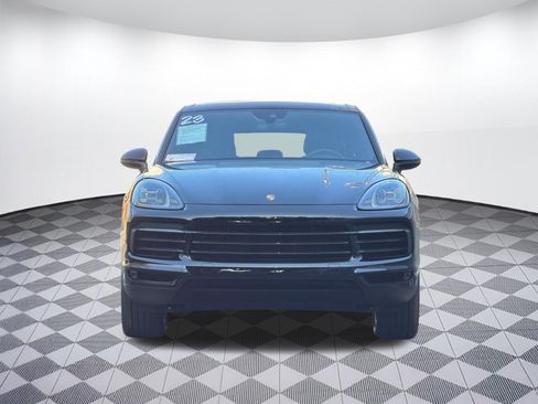 Used 2023 Porsche Cayenne AWD/4WD image 6