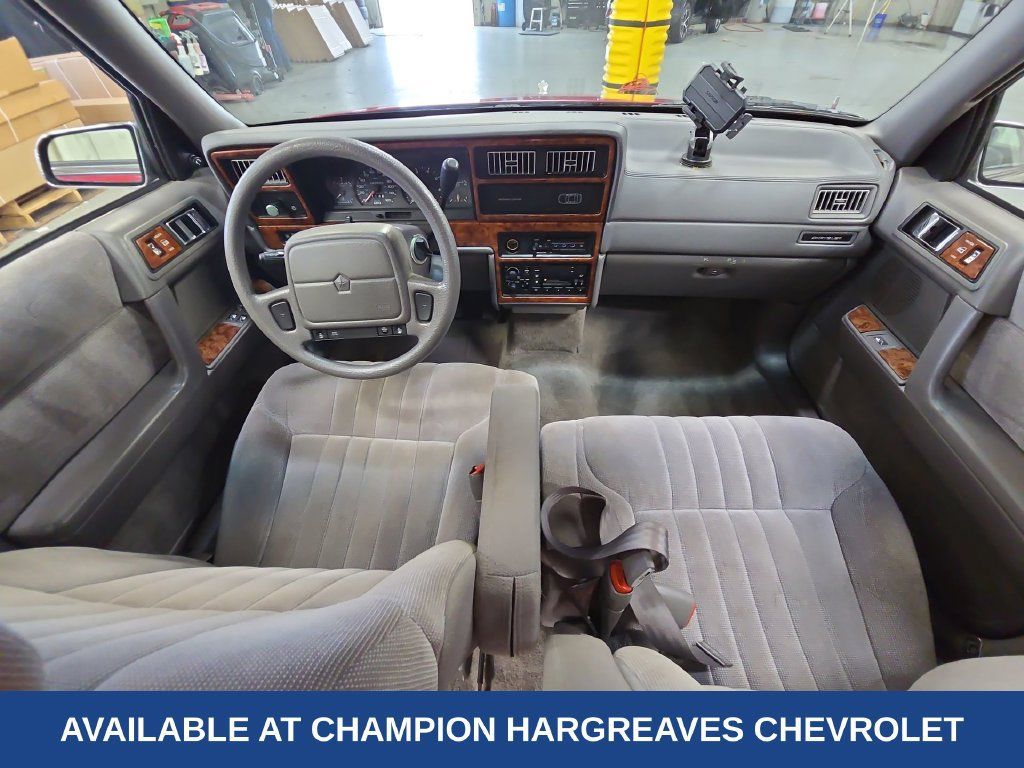 Used 1994 Chrysler LeBaron LE FWD image 27