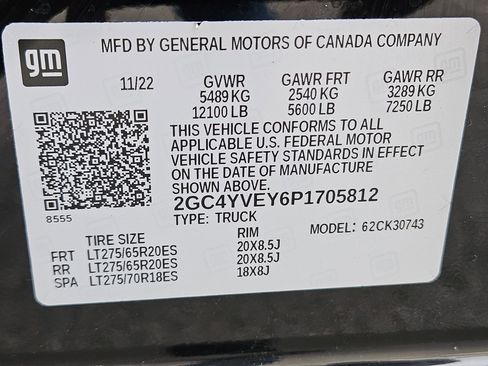 Used 2023 Chevrolet Silverado 3500 High Country image 36