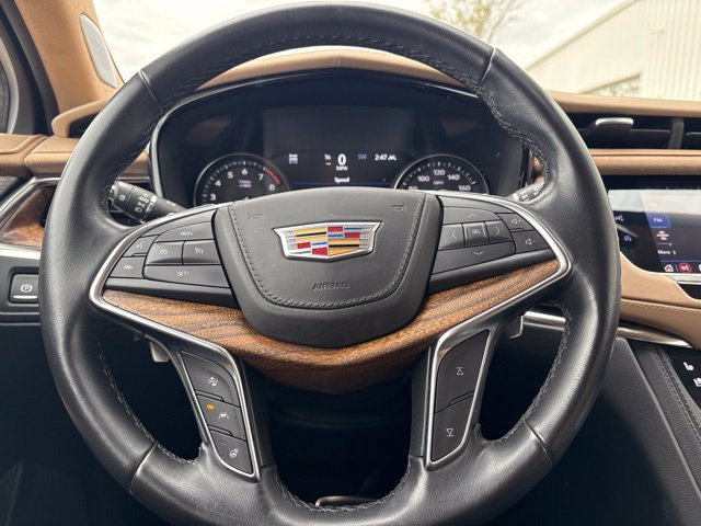 Certified 2021 Cadillac XT5 Sportv w/ Platinum Package AWD/4WD image 14