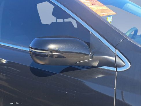 Used 2017 Honda CR-V EX image 4