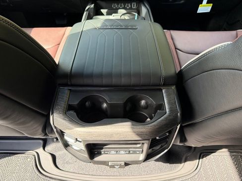 New 2026 RAM 1500 Limited image 24