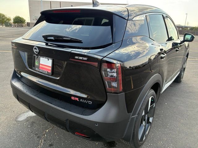 Certified 2025 Nissan Kicks SR w/ SR Premium Package AWD/4WD image 6