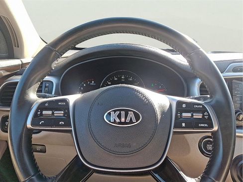 Used 2019 Kia Sorento EX image 20