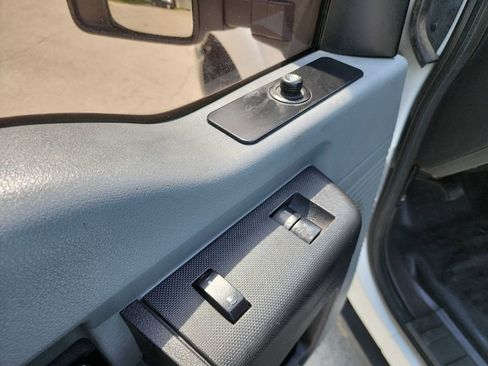 Used 2016 Ford F250 XL w/ XL Appearance Package image 15