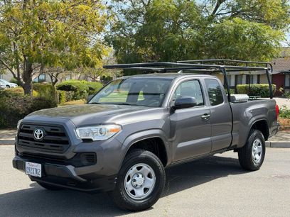 Used 2017 Toyota Tacoma SR w/ SR Convenience Package