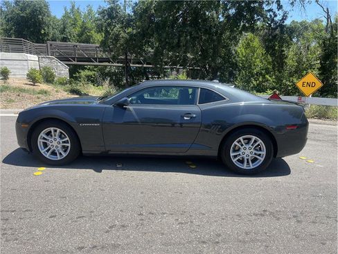 Used 2013 Chevrolet Camaro LT RWD image 8