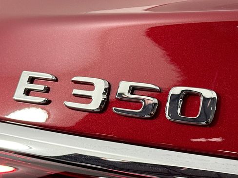 New 2026 Mercedes-Benz E 350 4MATIC Sedan image 8