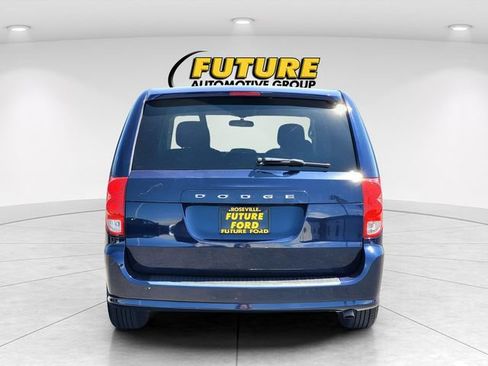 Used 2016 Dodge Grand Caravan SE w/ Quick Order Package 29E SE FWD image 5