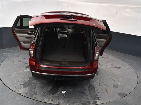 Used 2023 Chevrolet Tahoe LT w/ LT Signature Package image 17