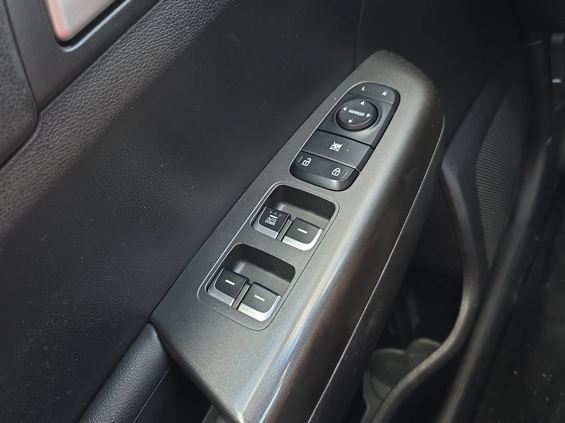 Used 2022 Kia Sportage LX FWD image 18