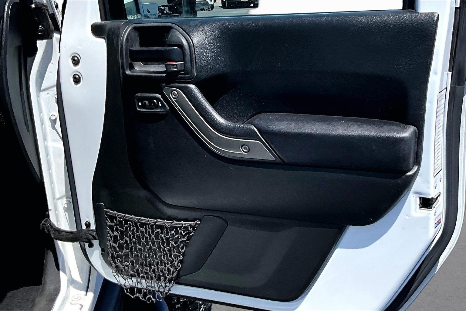 Used 2018 Jeep Wrangler Unlimited Sport S AWD/4WD image 18