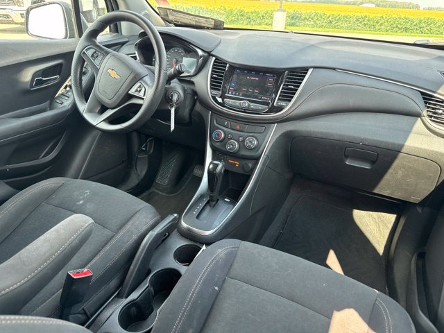Used 2020 Chevrolet Trax LS w/ Tint and Cruise Package FWD image 7