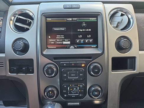 Used 2014 Ford F150 FX4 w/ Equipment Group 402A Luxury AWD/4WD image 16