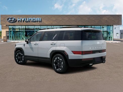 Used 2026 Hyundai Santa Fe SEL AWD/4WD image 3