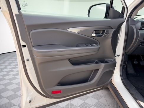 Used 2022 Honda Pilot Special Edition image 14