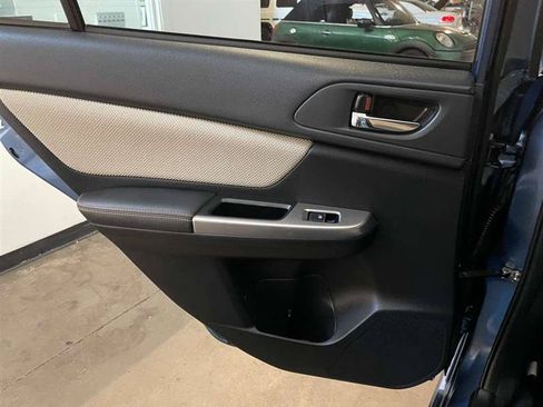 Used 2017 Subaru Crosstrek 2.0i Premium AWD/4WD image 70