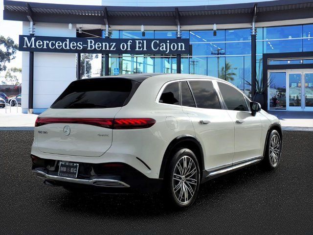 Used 2023 Mercedes-Benz EQS 580 4MATIC SUV image 3