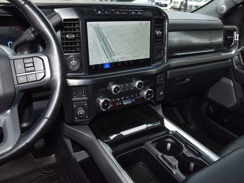 Used 2023 Ford F250 Lariat w/ Lariat Ultimate Package AWD/4WD image 26