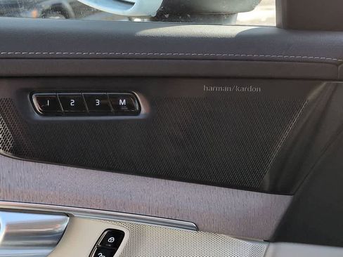 New 2026 Volvo XC90 T8 Ultra w/ Protection Package Premier image 30