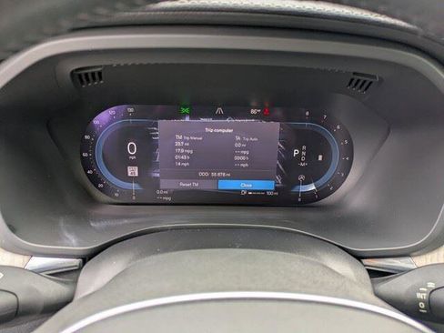 Used 2022 Volvo XC60 B6 Inscription w/ Advanced Package image 24