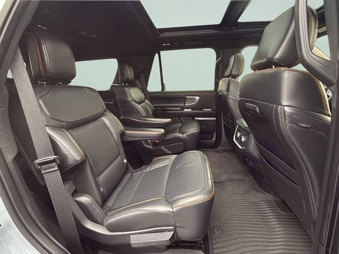 Used 2025 Ford Expedition Tremor image 25