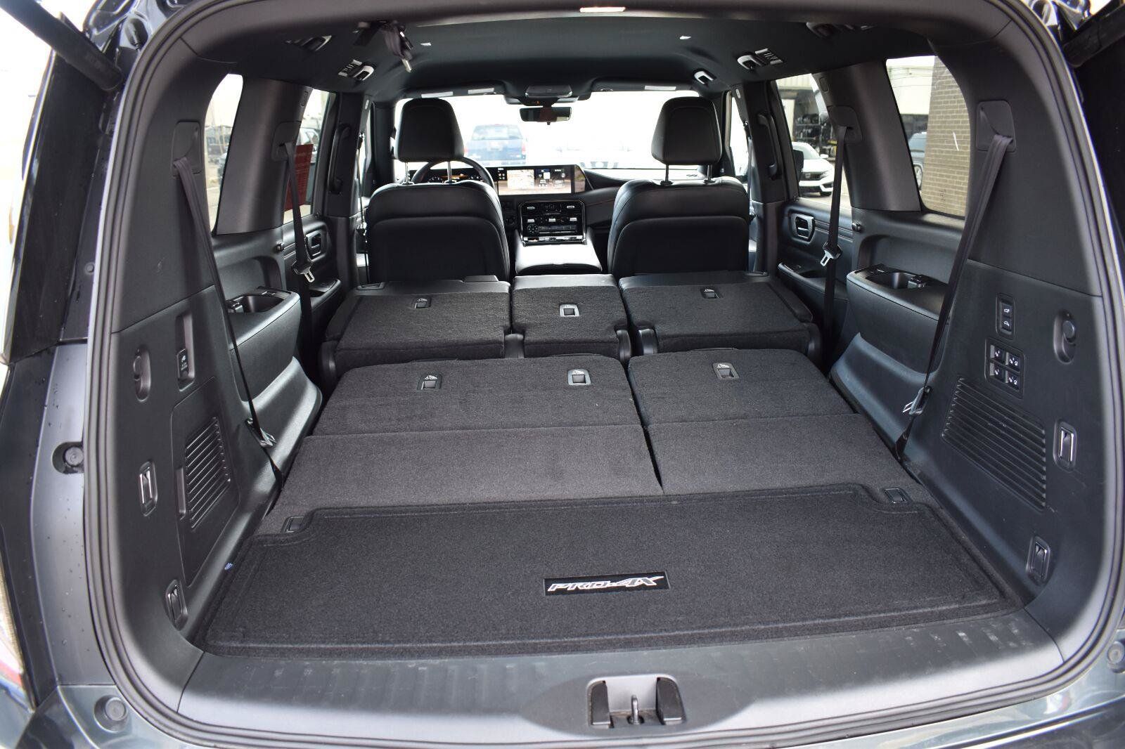 Certified 2025 Nissan Armada PRO-4X AWD/4WD image 65