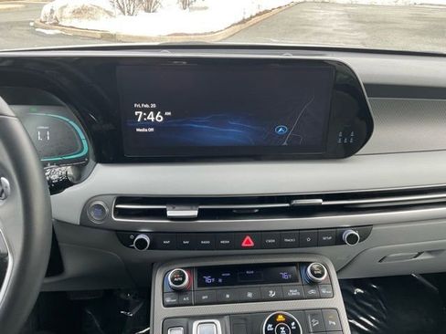Used 2024 Hyundai Palisade SEL image 20