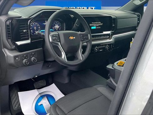 New 2026 Chevrolet Silverado 1500 LT image 7