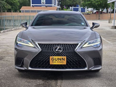 Used 2022 Lexus LS 500 AWD w/ Interior Upgrade Package image 9