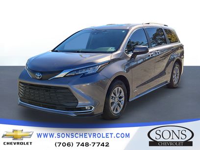 Used 2021 Toyota Sienna XLE