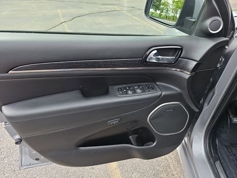 Used 2021 Jeep Grand Cherokee High Altitude AWD/4WD image 20