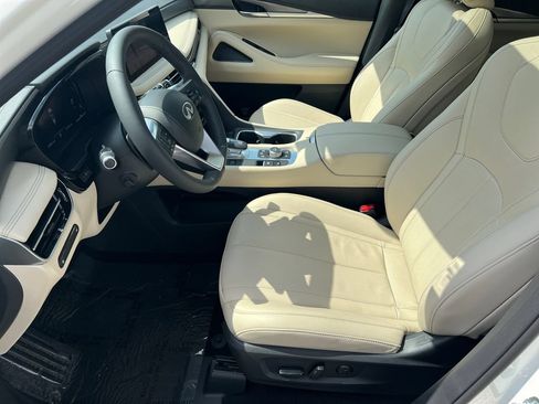 Used 2023 INFINITI QX60 Luxe w/ Cargo Package FWD image 9