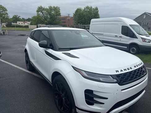 Used 2023 Land Rover Range Rover Evoque R-Dynamic SE AWD/4WD image 4
