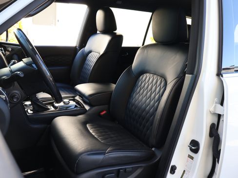 Certified 2024 INFINITI QX80 Sensory w/ Cargo Package image 2