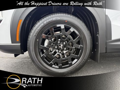 New 2026 Mitsubishi Outlander Trail Edition image 13