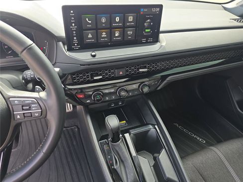 Used 2025 Honda Accord Sport image 23