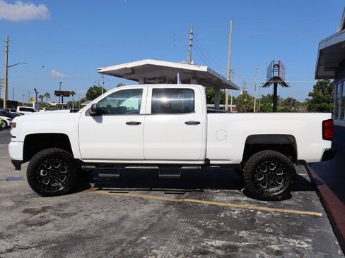 Used 2018 Chevrolet Silverado 1500 Custom w/ Custom Value Package AWD/4WD image 6