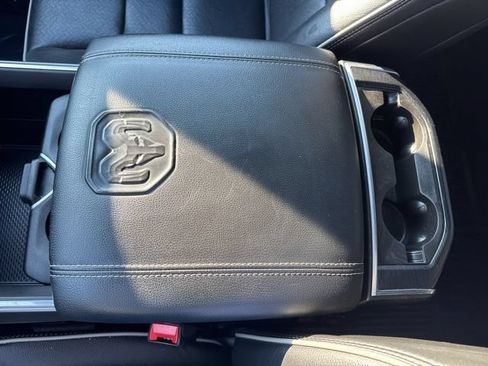 Used 2023 RAM 1500 Laramie AWD/4WD image 31
