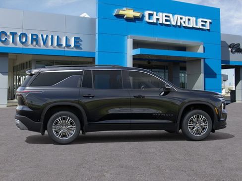 New 2027 Chevrolet Traverse LT FWD image 5