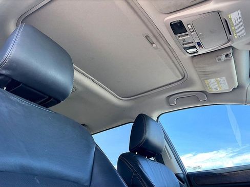 Used 2016 Subaru Outback 2.5i Limited image 14