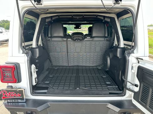Used 2024 Jeep Wrangler Unlimited Rubicon AWD/4WD image 24