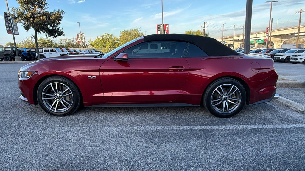 Used 2016 Ford Mustang GT Premium RWD image 8