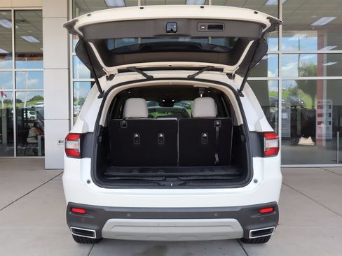 Used 2023 Honda Pilot Elite image 8