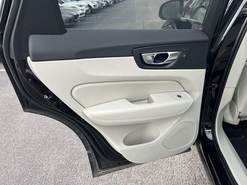 Used 2025 Volvo XC60 T8 Plus w/ Protection Package Premier image 18