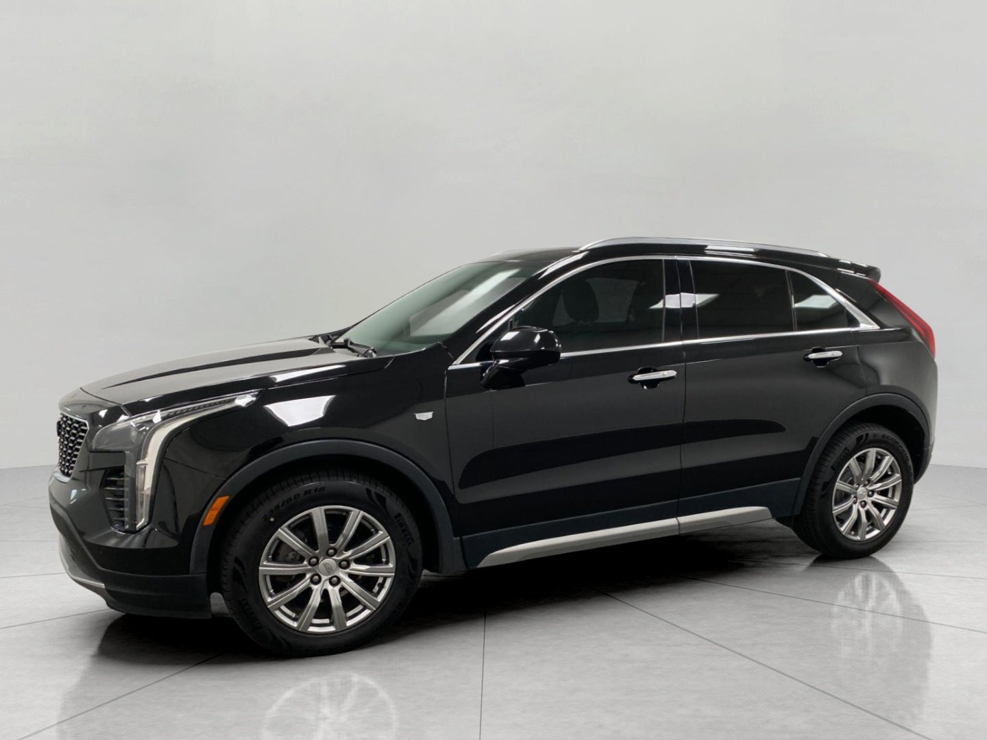 Used 2019 Cadillac XT4 Premium Luxury AWD/4WD image 8