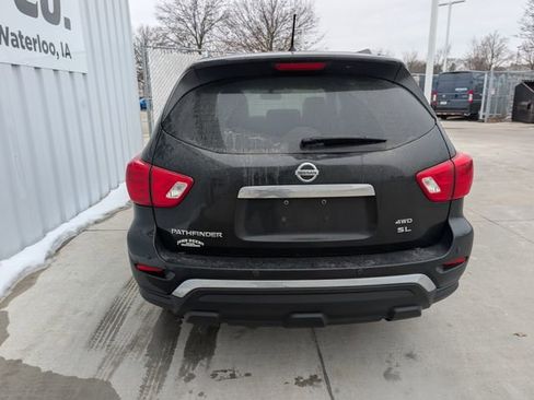 Used 2018 Nissan Pathfinder SL image 15