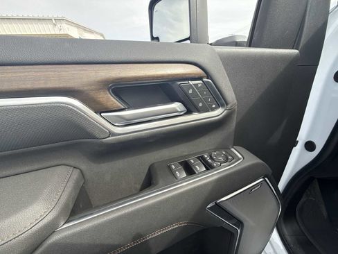 New 2026 Chevrolet Silverado 3500 High Country w/ High Country Premium Package AWD/4WD image 15