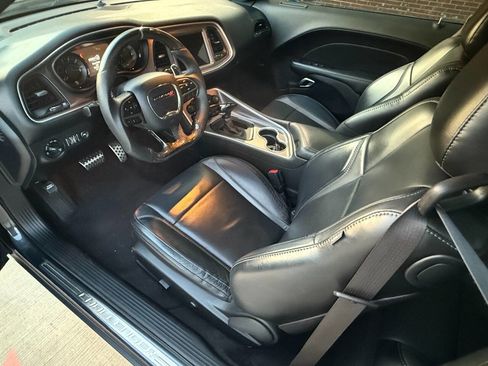 Used 2019 Dodge Challenger SXT w/ Plus Package image 14